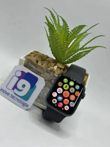 Apple Watch séries 4 + Nike (GPS + celular) seminovo com garantia 