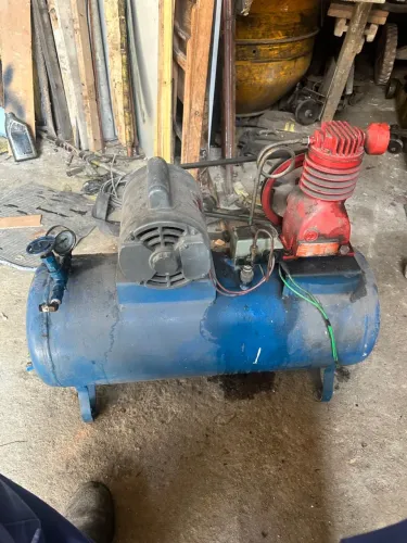 Compressor modelo CO80D potência 1/2 Douat usado 220v 