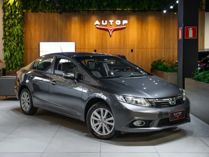 Honda Civic Sedan LXR 2.0 Flexone 16V Aut. 4P 2014