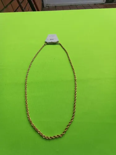 Colar de Aço Inoxidável Dourado
