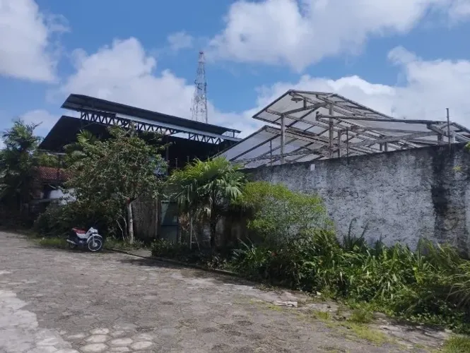 A.Moura Gestor Imobiliário Vende na Ilha de Mosqueiro, Belém uma belíssima floricultura