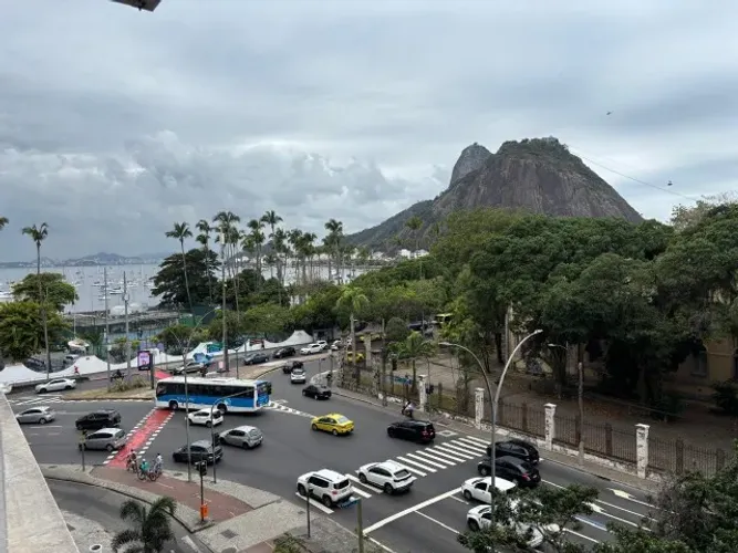 APARTAMENTO SALA E QUARTO EM BOTAFOGO