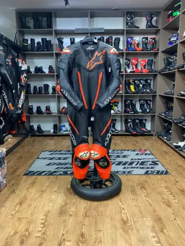 Macacão Alpinestars Fusion Pró Peça Única Tamanho 54 Eur Usado 5 vezes