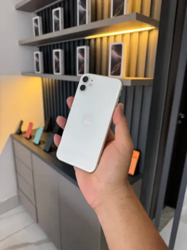 iPhone 11 64 gigas branco