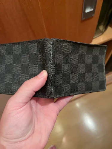 Carteira grande Louis Vuitton 