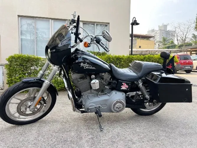 Motos Harley-Davidson Dyna Super Glide no Brasil