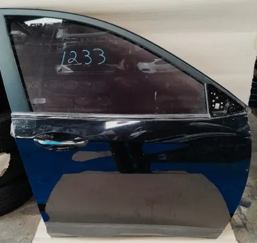 Porta Dianteira Direita Tracker 