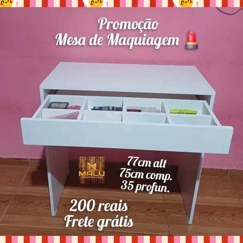 Mesa de maquiagem 