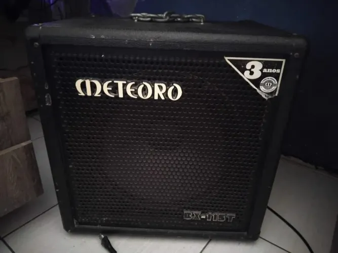 Caixa de baixo meteoro bx115t