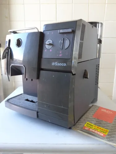 Maquina Café Expresso Saeco Italiana peças ok