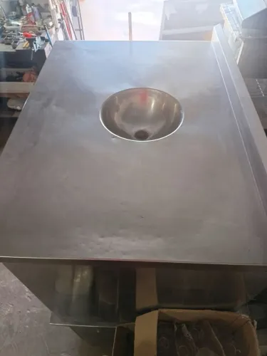 Balcão com pia inox