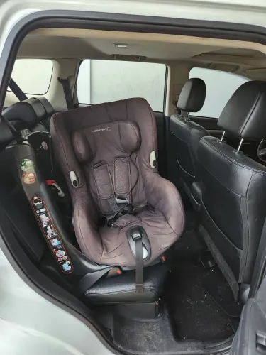 Cadeirinha Bébé Confort Axiss Giratória - Funcional - Preço de Oportunidade