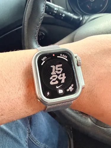 Case/Bumper (ULTRA) de titânio para Apple Watch 45mm (Series 7/8/9)