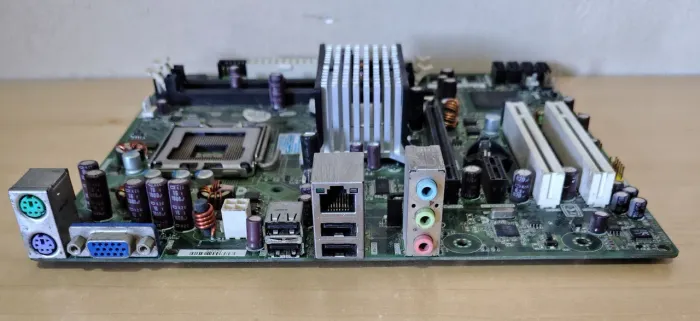 Placa-Mãe Intel Para Usar as Peças