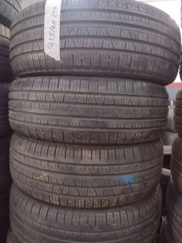 Pneus 215/60/17 Pirelli Scorpions verde