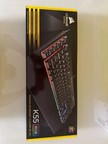 Teclado Gamer Corsair K55 RGB USB - Teclas Macro e Multimídia