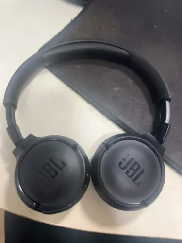 fone de ouvido jbl tune 520bt preto