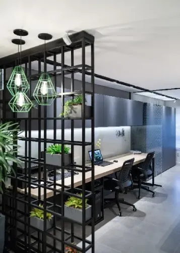 SALA COMERCIAL NO BAIRRO TRISTEZA