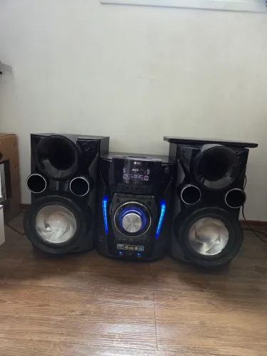 Mini System LG Xmetal MCD606
