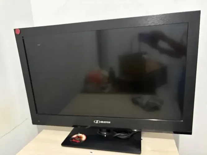 Vendo TV 32 polegadas Buster