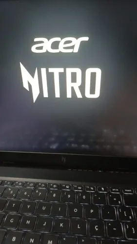 Acer Nitro V15 (ANV15 515 57WS) - Seminovo