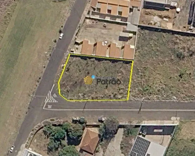 Terreno à venda, 1347 m² por R$ 1.215.000,00 - Parque das Árvores - Franca/SP