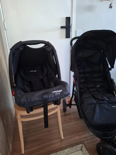 Carrinho de bebe + conforto ( 2 em 1 )