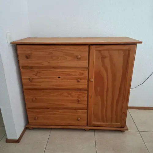 Cômoda madeira - Medidas 1,25x1,10x0,50