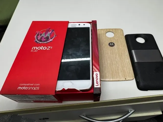 Vendo Motorola Z2 - Na caixa + Acessórios - APARELHO COM DEFEITO