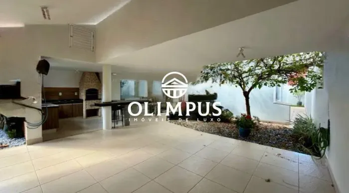Casa para Alugar no Condomínio Jardins Roma no Bairro Nova Uberlândia em Uberlândia