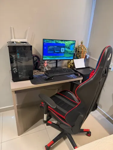 PC GAMER COMPLETO + MONITOR + PERIFÉRICOS + MESA