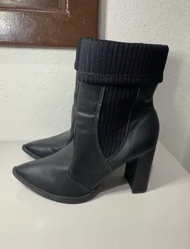 Bota Via Marte nova Preta 
