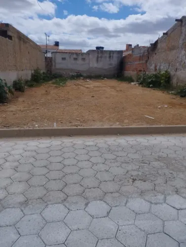 Terreno 10x20 próximo ao centro de Juazeiro