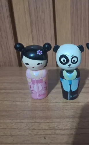 Miniaturas de perfume kokeshi sem caixa 