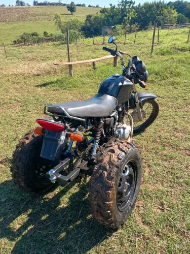 Triciclo agrícola