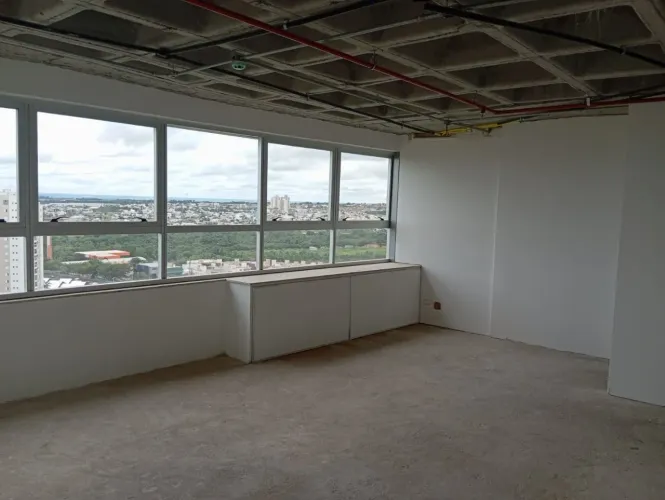 Sala à venda no bairro Granja Marileusa em Uberlândia