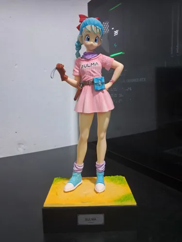 Action Figure Dragon Ball - Bulma 29cm