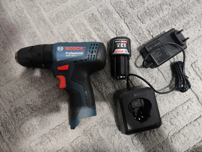 Parafusadeira Bosch 12v li com martelete