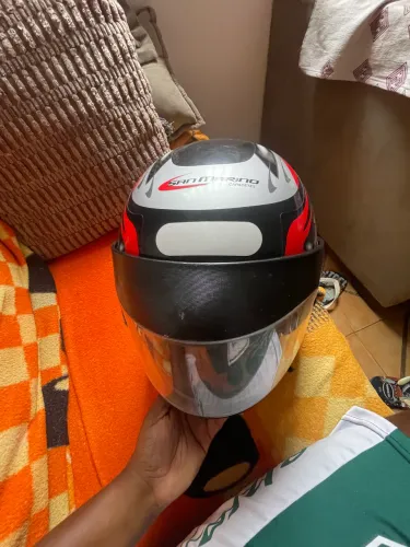 Capacete SAN marino número 58