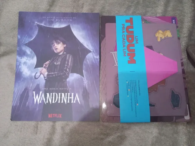 Kit Wandinha Netflix