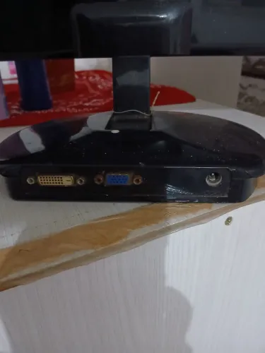Vendo monitor 14 polegada sem a fonte