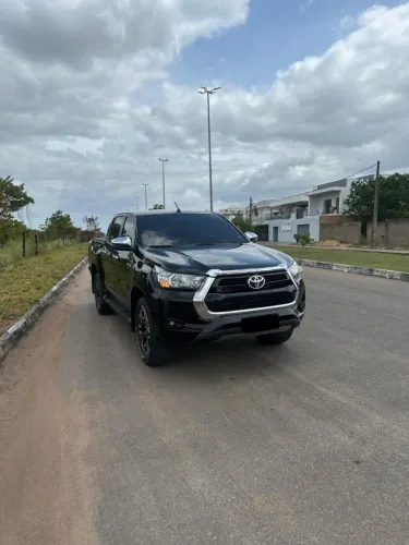 Toyota Hilux CD SRV 4X4 2.8 TDI Diesel Aut. 2022