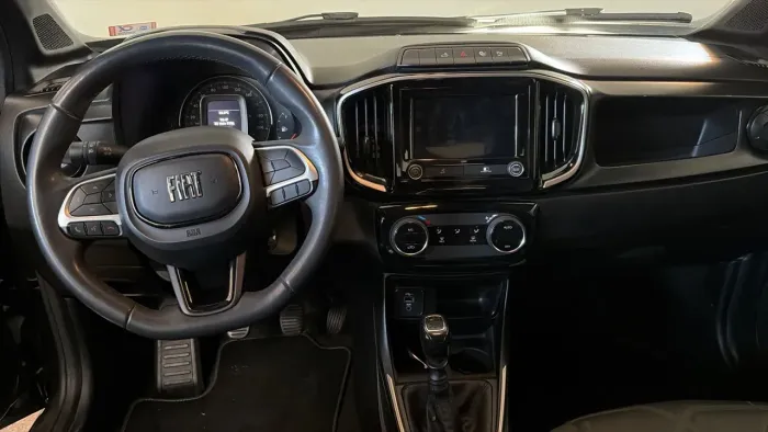 Fiat Strada Volcano 1.3 Flex 8V CD 2024