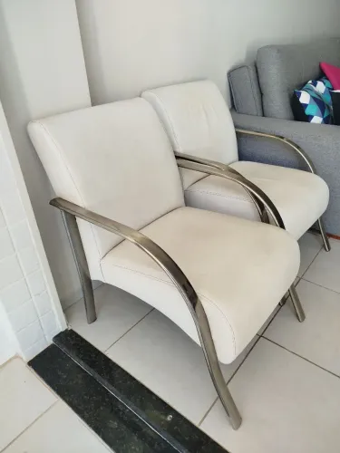 2 Poltronas decorativas