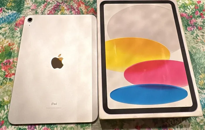 IPad 10th Geração prateado 64gb