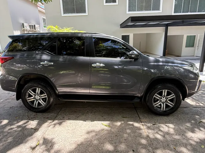 Toyota Hilux SW4 SRV 4X2 2.7 Flex 16V Aut. 2019