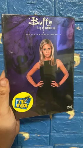 Buffy a caça vampiros quarta temporada - lacrado box ser dvd