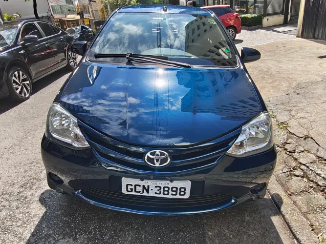 Toyota Etios X 1.3 Flex 16V 5P Mec. 2017