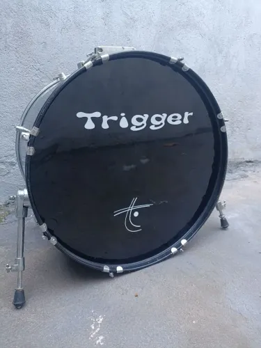 Bumbo 22 TRIGGER usado
