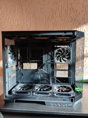 Kit Gabinete Mancer Cv700L com 8 ventoinhas prism argb e 2 cabos sleeved argb